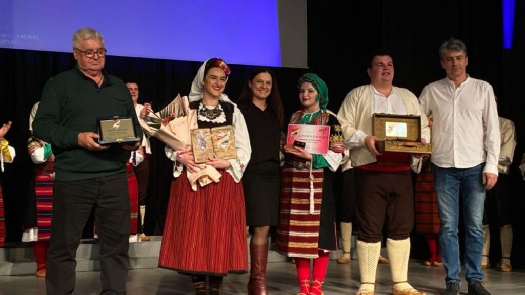 ODRŽAN GODIŠNJI KONCERT KUD-A „BOŽIDAR DIMITRIJEVIĆ -KOZICA“ IZ DRMNA