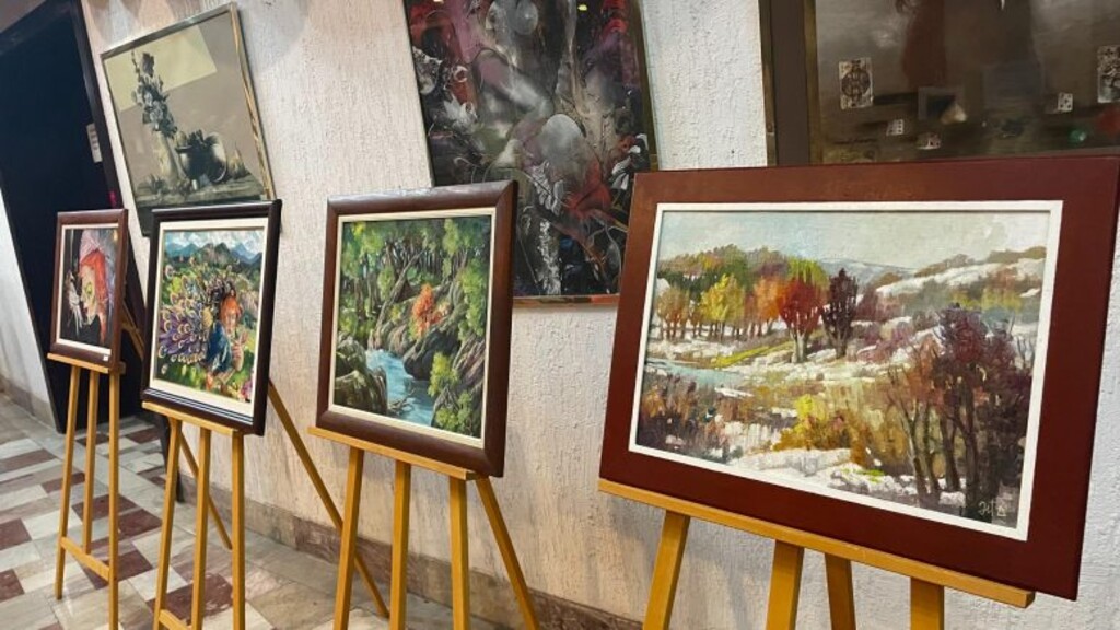 Izložba slika „Lepota i snaga – žena“