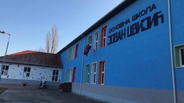 PODRŠKA STUDENTIMA: Zaposleni u OŠ „Jovan Cvijić“ u Kostolcu stupaju u štrajk