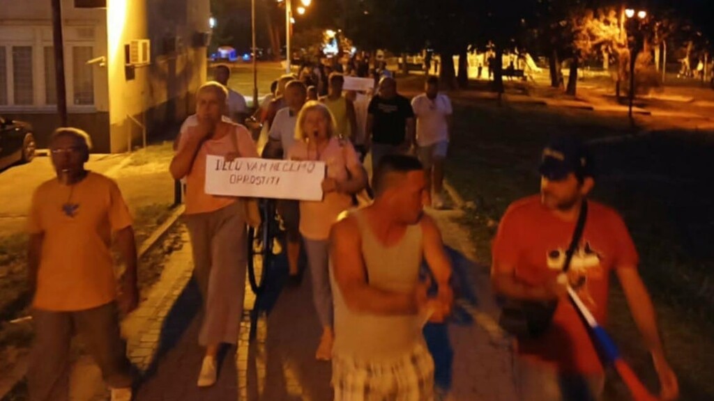 Kostolčani zovu na protest: „ Dođi da vidiš ono čega nema na Informeru“