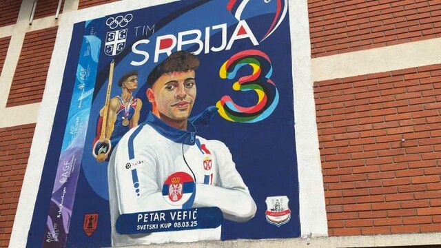 Mural posvećen gimnastičaru Petru Vefiću na zidu hale u Kostolcu