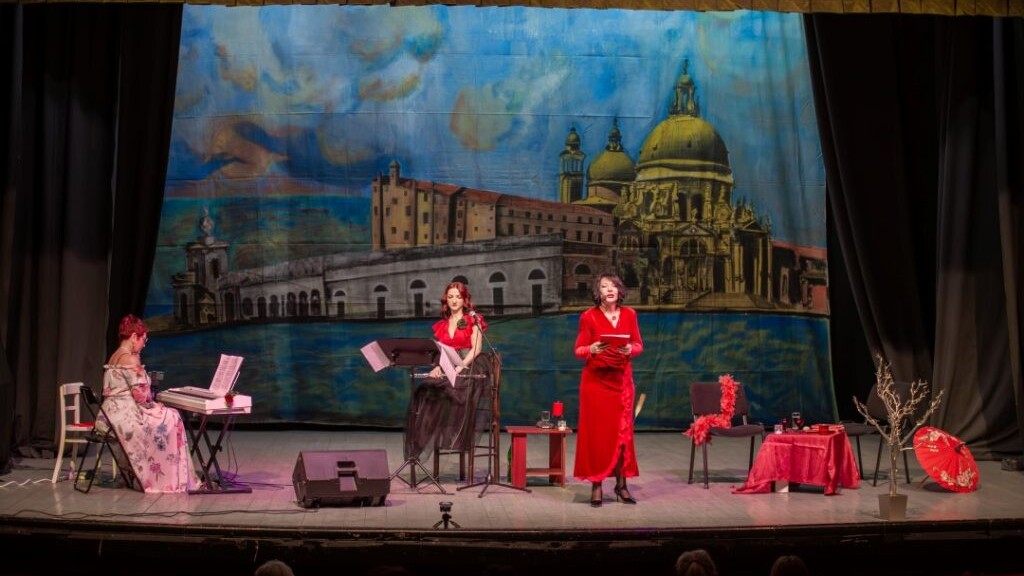 Veče filmske muzike „Sjajem do zvezda“ oduševilo publiku u Kostolcu