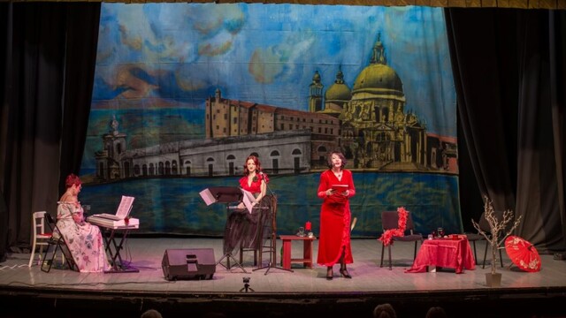 Veče filmske muzike „Sjajem do zvezda“ oduševilo publiku u Kostolcu