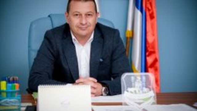 Božićna čestitka predsednika Gradske opštine Kostolac, Serxa Krstanoskog