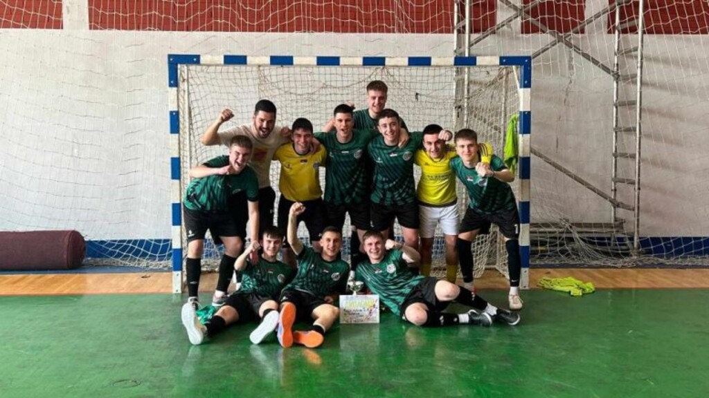 Učenici TŠDU „Nikola Tesla“ ostvarili plasman za međuokružno takmičenje u futsalu