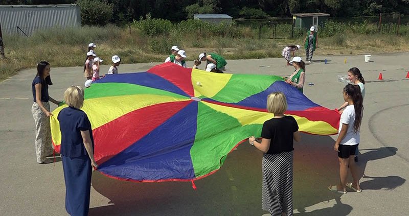 DEČJA NEDELjA U POŽAREVCU 2025.  „Pruži mi ruku da svetom koračamo zajedno“ 6–12. oktobar 2025.