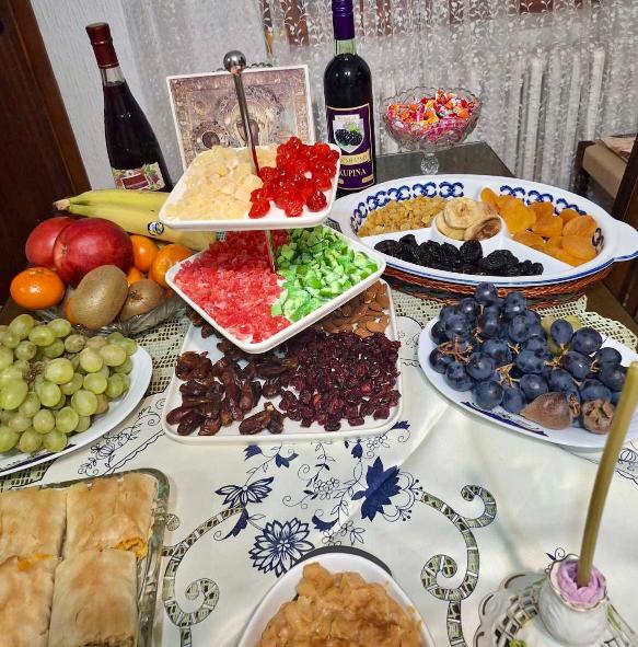 Badnji dan i Božić: Tradicija i običaji u domovima Kostolčana