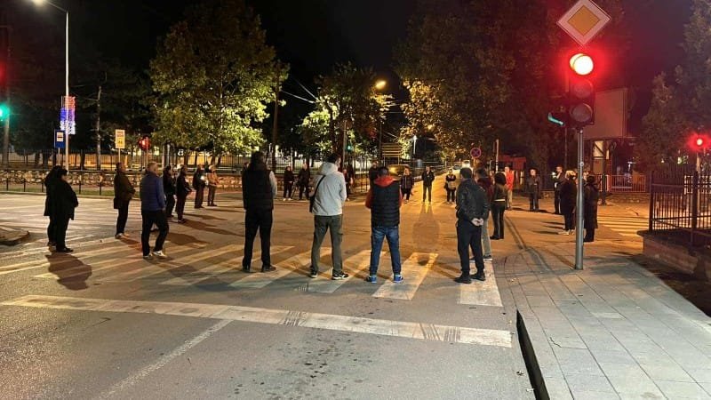 Tišina za žrtve tragedije u Novom Sadu - 11 meseci sećanja